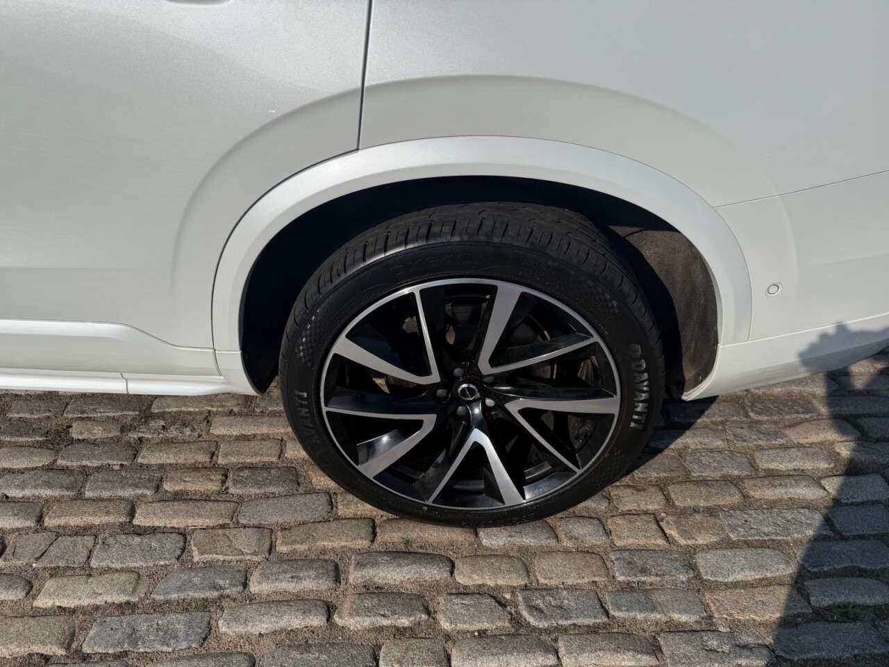 2023 VOLVO XC90 2023 VOLVO XC90