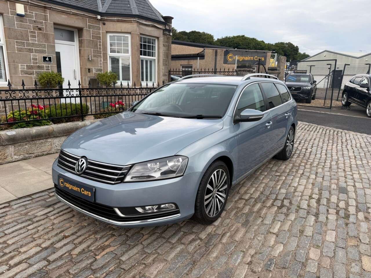 A 2013 VOLKSWAGEN PASSAT 2.0 TDI BlueMotion Tech Sport Estate 5dr Diesel Manual Euro 5 (s/s) (177 ps A 2013 VOLKSWAGEN PASSAT 2.0 TDI BlueMotion Tech Sport Estate 5dr Diesel Manual Euro 5 (s/s) (177 ps