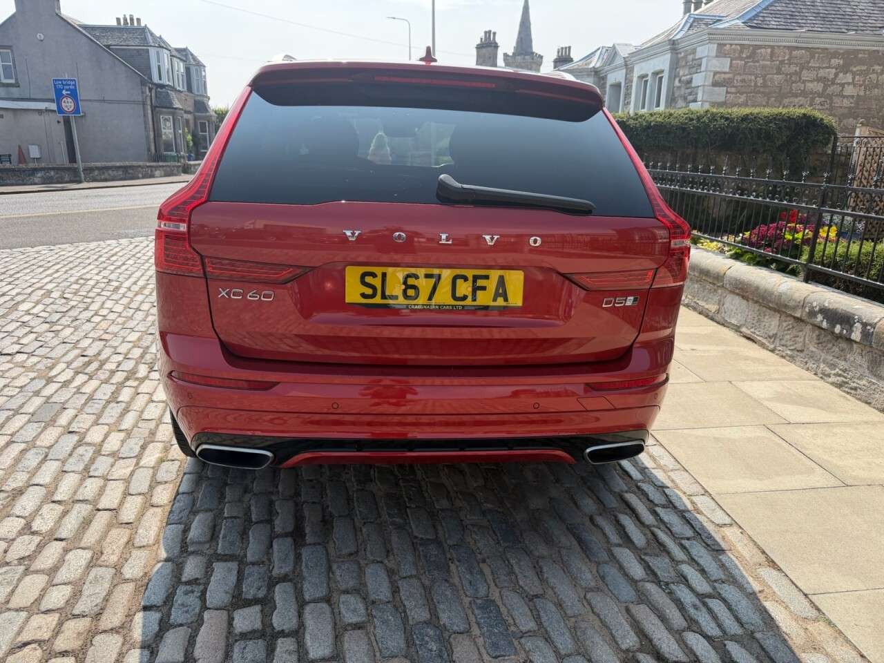 2017 VOLVO XC60 2017 VOLVO XC60
