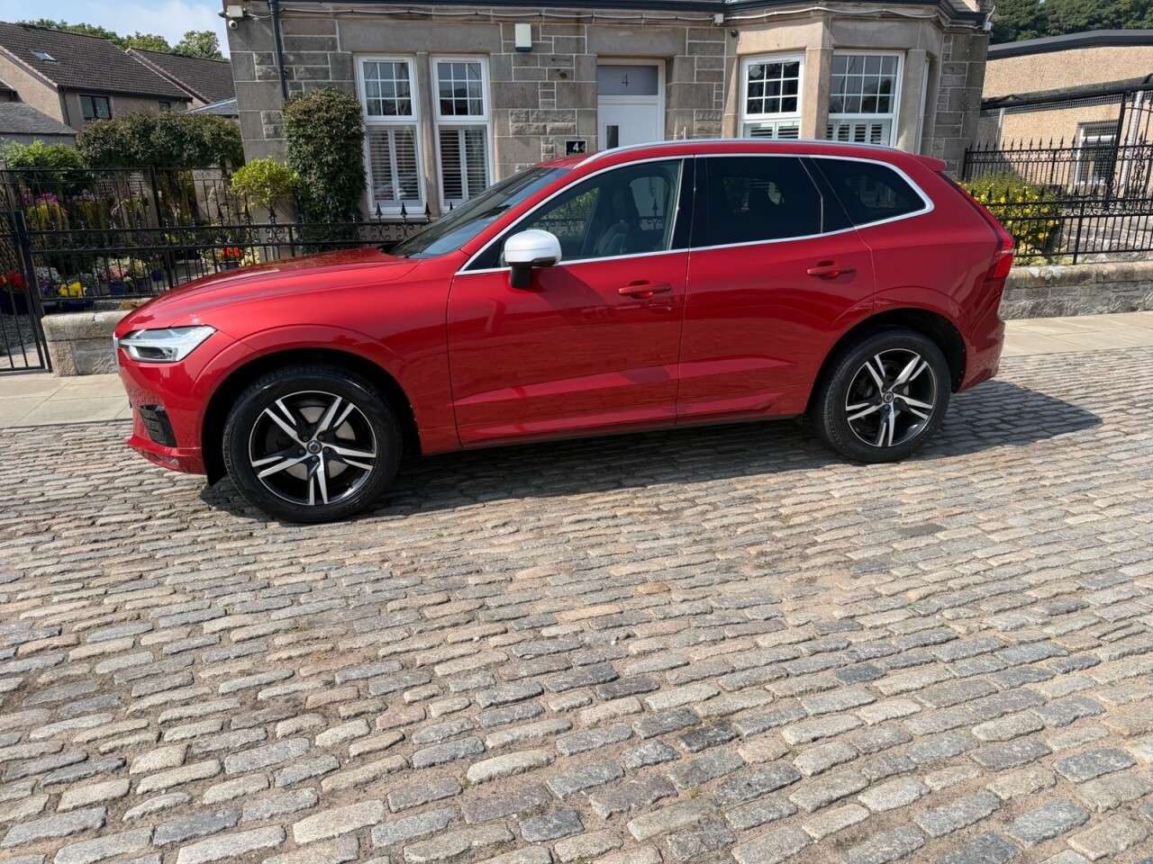 2017 VOLVO XC60 2017 VOLVO XC60