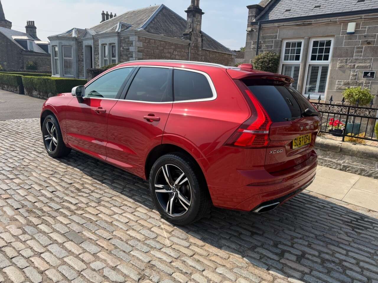 2017 VOLVO XC60 2017 VOLVO XC60