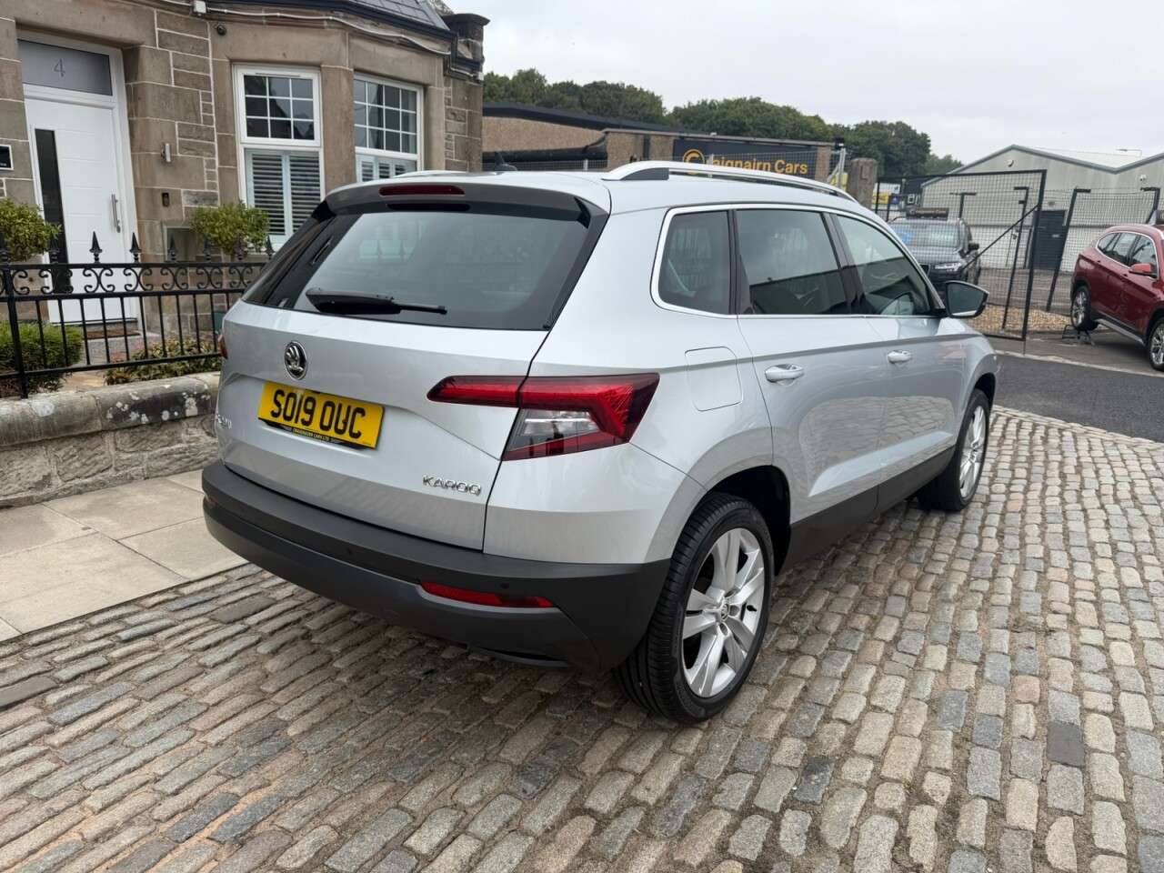 A 2019 SKODA KAROQ 1.5 TSI ACT SE L SUV 5dr Petrol Manual Euro 6 (s/s) (150 ps) A 2019 SKODA KAROQ 1.5 TSI ACT SE L SUV 5dr Petrol Manual Euro 6 (s/s) (150 ps)