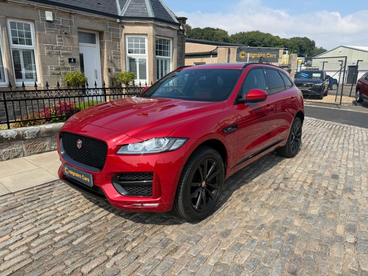 A 2018 JAGUAR F-PACE 2.0 D180 R-Sport SUV 5dr Diesel Auto AWD Euro 6 (s/s) (180 ps) A 2018 JAGUAR F-PACE 2.0 D180 R-Sport SUV 5dr Diesel Auto AWD Euro 6 (s/s) (180 ps)