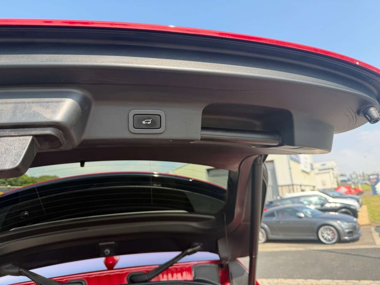 2018 JAGUAR F-PACE 2018 JAGUAR F-PACE
