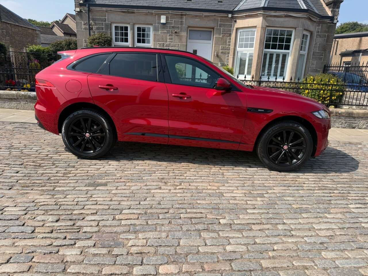 2018 JAGUAR F-PACE 2018 JAGUAR F-PACE