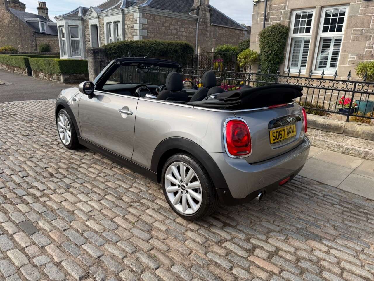 2017 MINI CONVERTIBLE 2017 MINI CONVERTIBLE