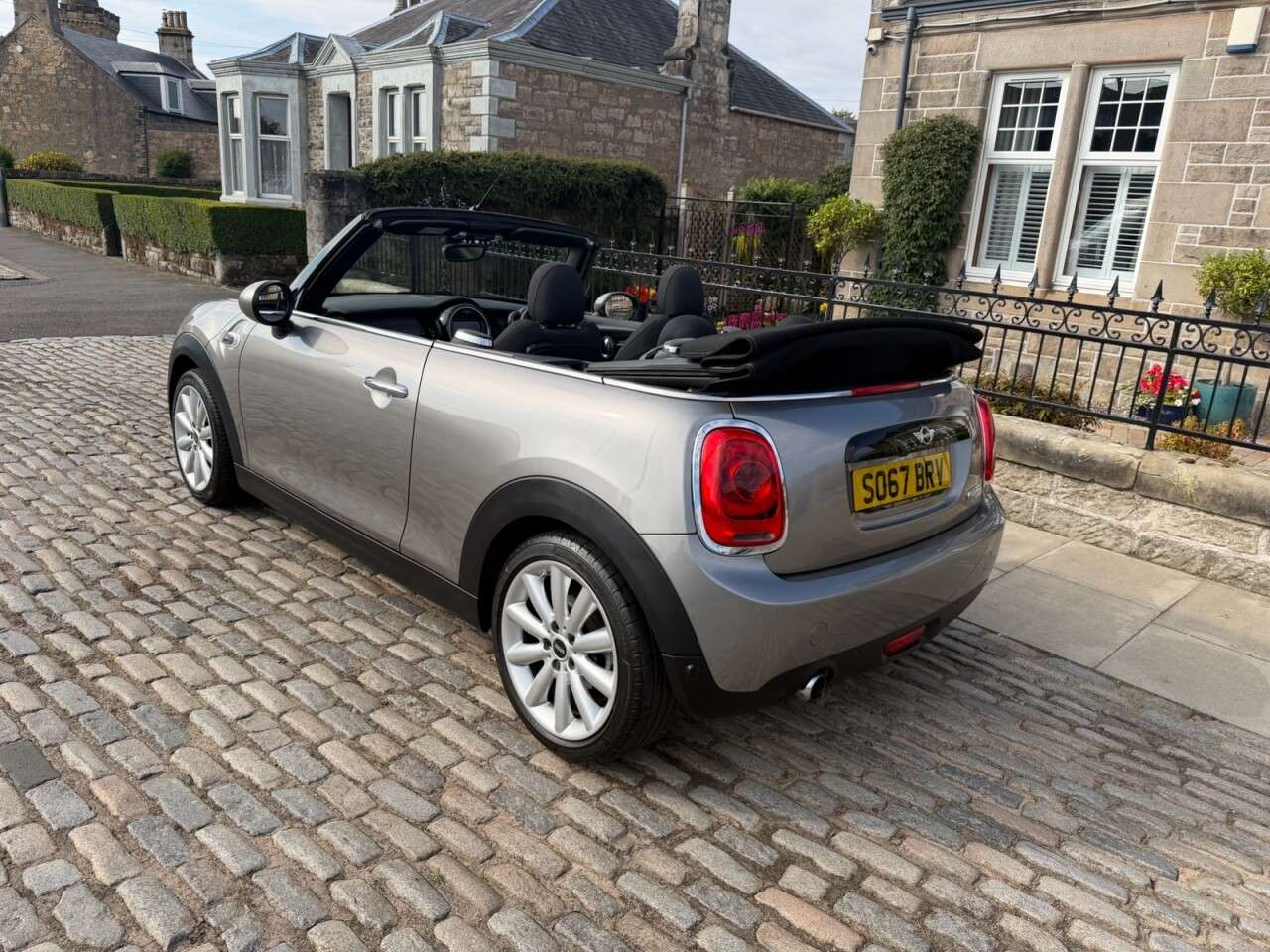 2017 MINI CONVERTIBLE 2017 MINI CONVERTIBLE
