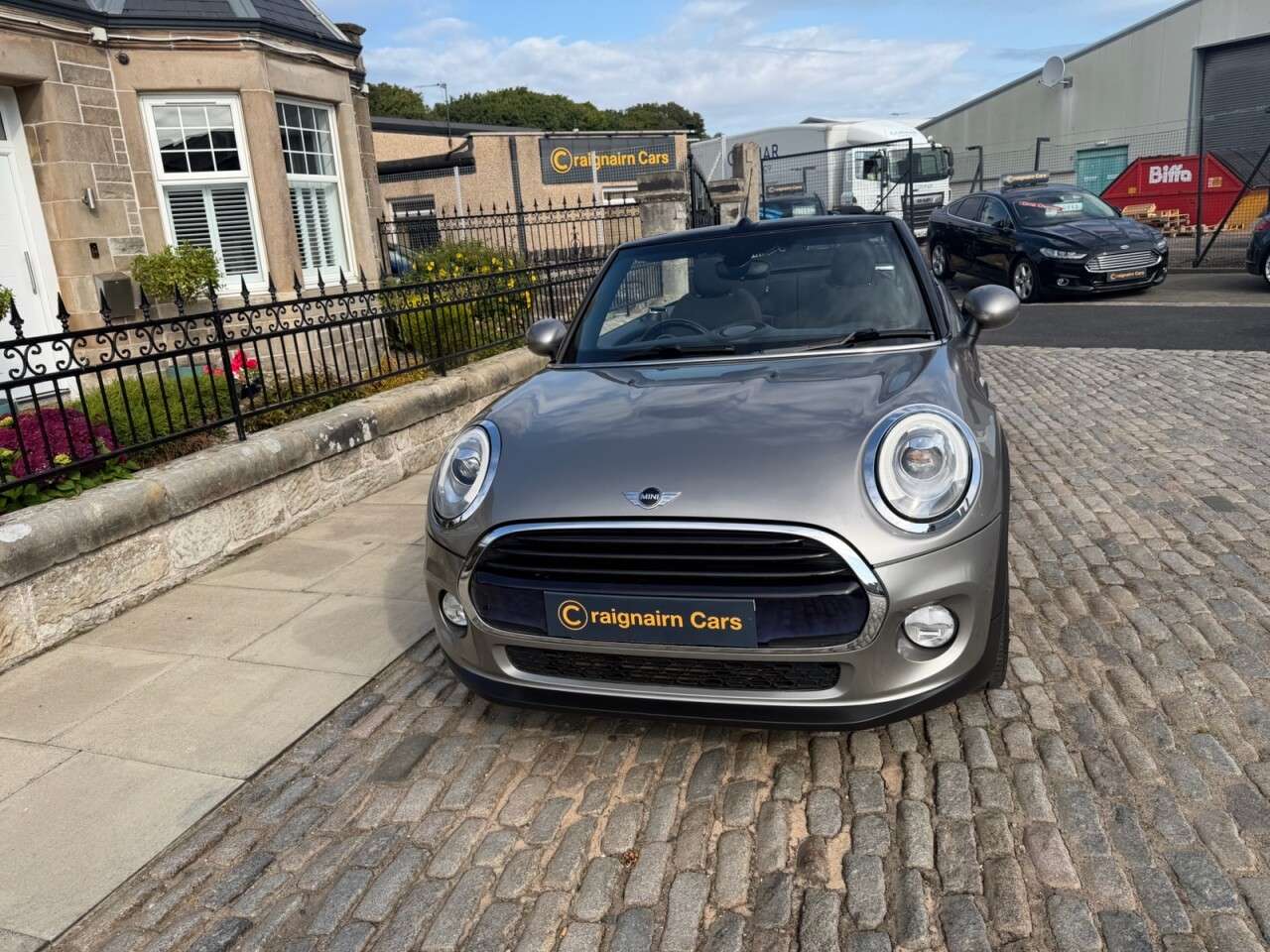 2017 MINI CONVERTIBLE 2017 MINI CONVERTIBLE