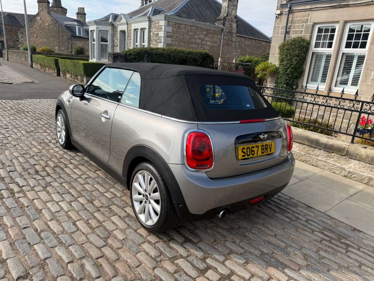 2017 MINI CONVERTIBLE 2017 MINI CONVERTIBLE