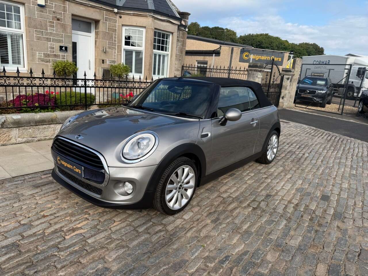 2017 MINI CONVERTIBLE 2017 MINI CONVERTIBLE