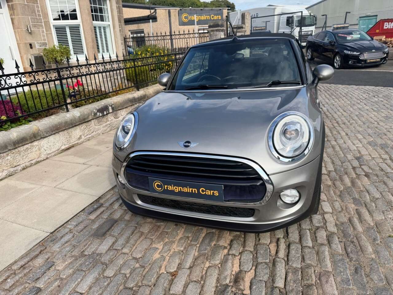 2017 MINI CONVERTIBLE 2017 MINI CONVERTIBLE