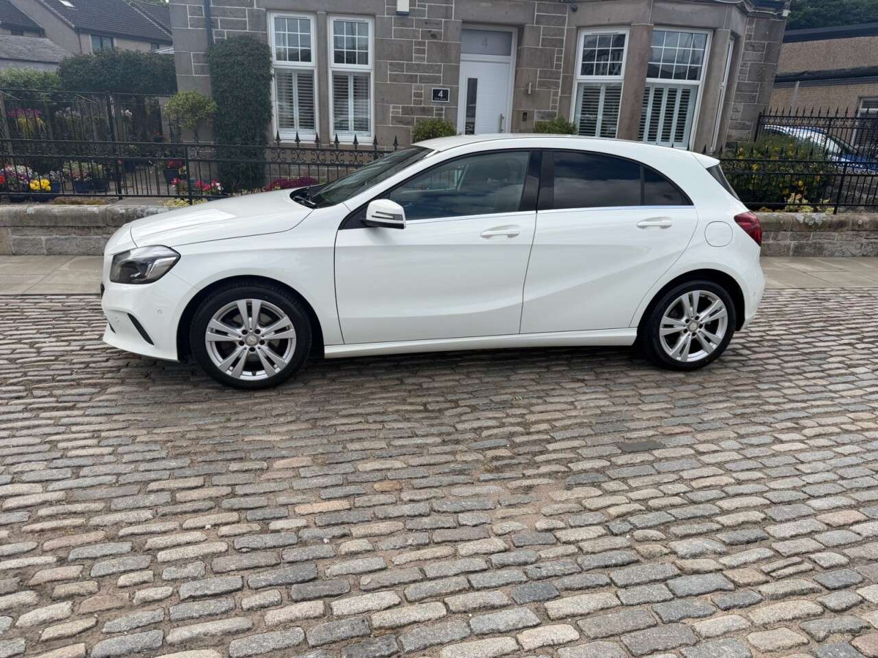 2016 MERCEDES-BENZ A CLASS 2016 MERCEDES-BENZ A CLASS