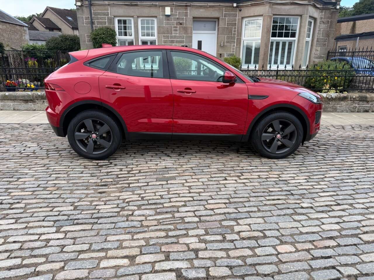A 2019 JAGUAR E-PACE 2.0 D150 SUV 5dr Diesel Manual Euro 6 (s/s) (150 ps) A 2019 JAGUAR E-PACE 2.0 D150 SUV 5dr Diesel Manual Euro 6 (s/s) (150 ps)