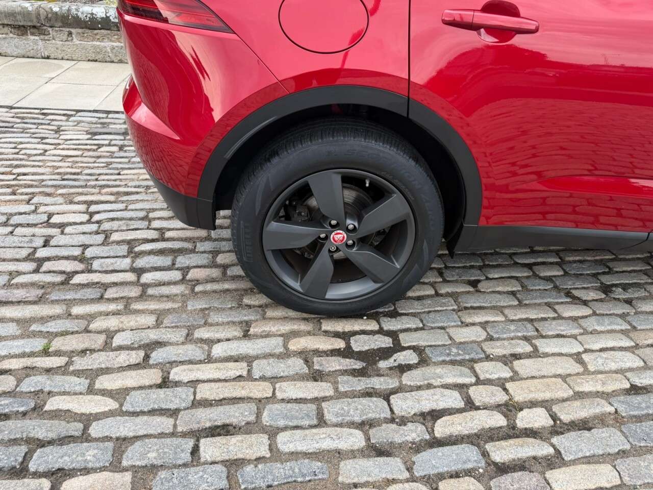 2019 JAGUAR E-PACE 2019 JAGUAR E-PACE