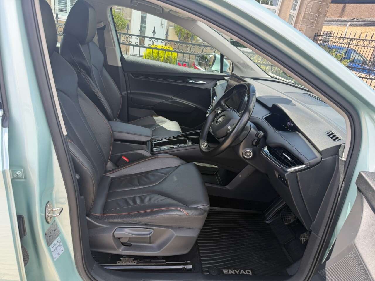 A 2021 SKODA ENYAQ iV 62kWh 60 Nav Suite SUV 5dr Electric Auto (179 ps) A 2021 SKODA ENYAQ iV 62kWh 60 Nav Suite SUV 5dr Electric Auto (179 ps)