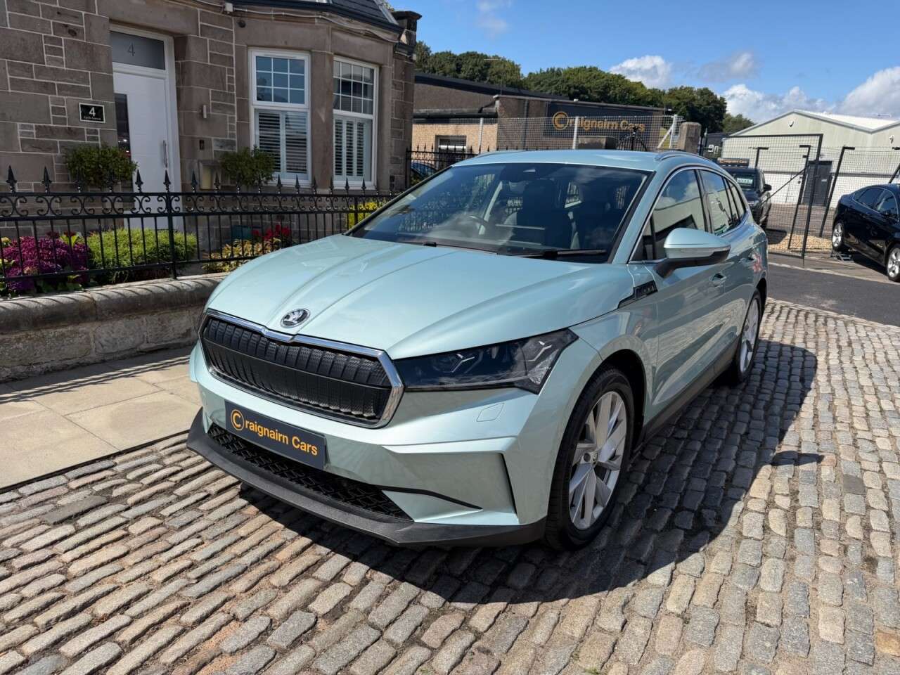 A 2021 SKODA ENYAQ iV 62kWh 60 Nav Suite SUV 5dr Electric Auto (179 ps) A 2021 SKODA ENYAQ iV 62kWh 60 Nav Suite SUV 5dr Electric Auto (179 ps)