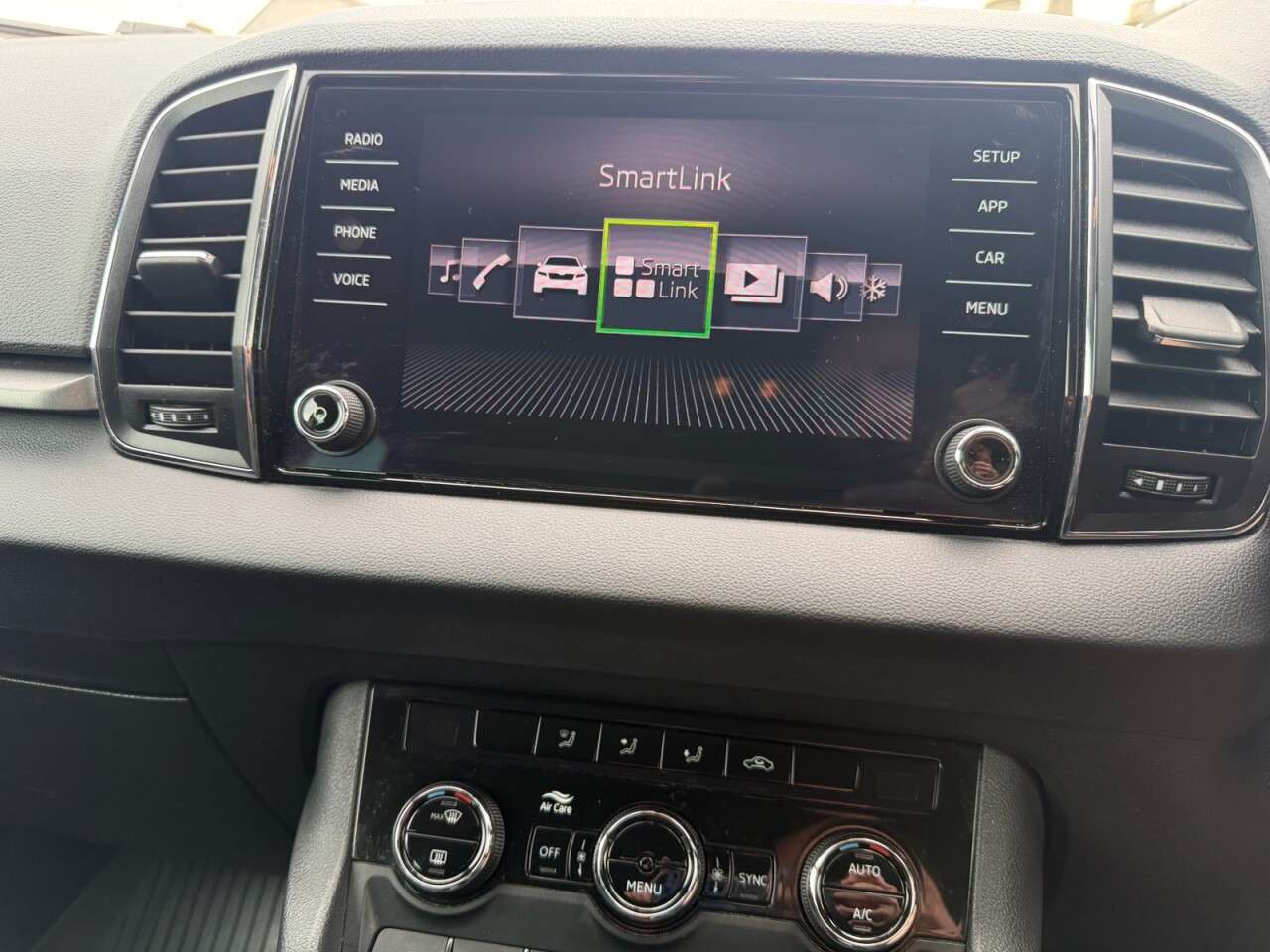 2018 SKODA KAROQ 2018 SKODA KAROQ