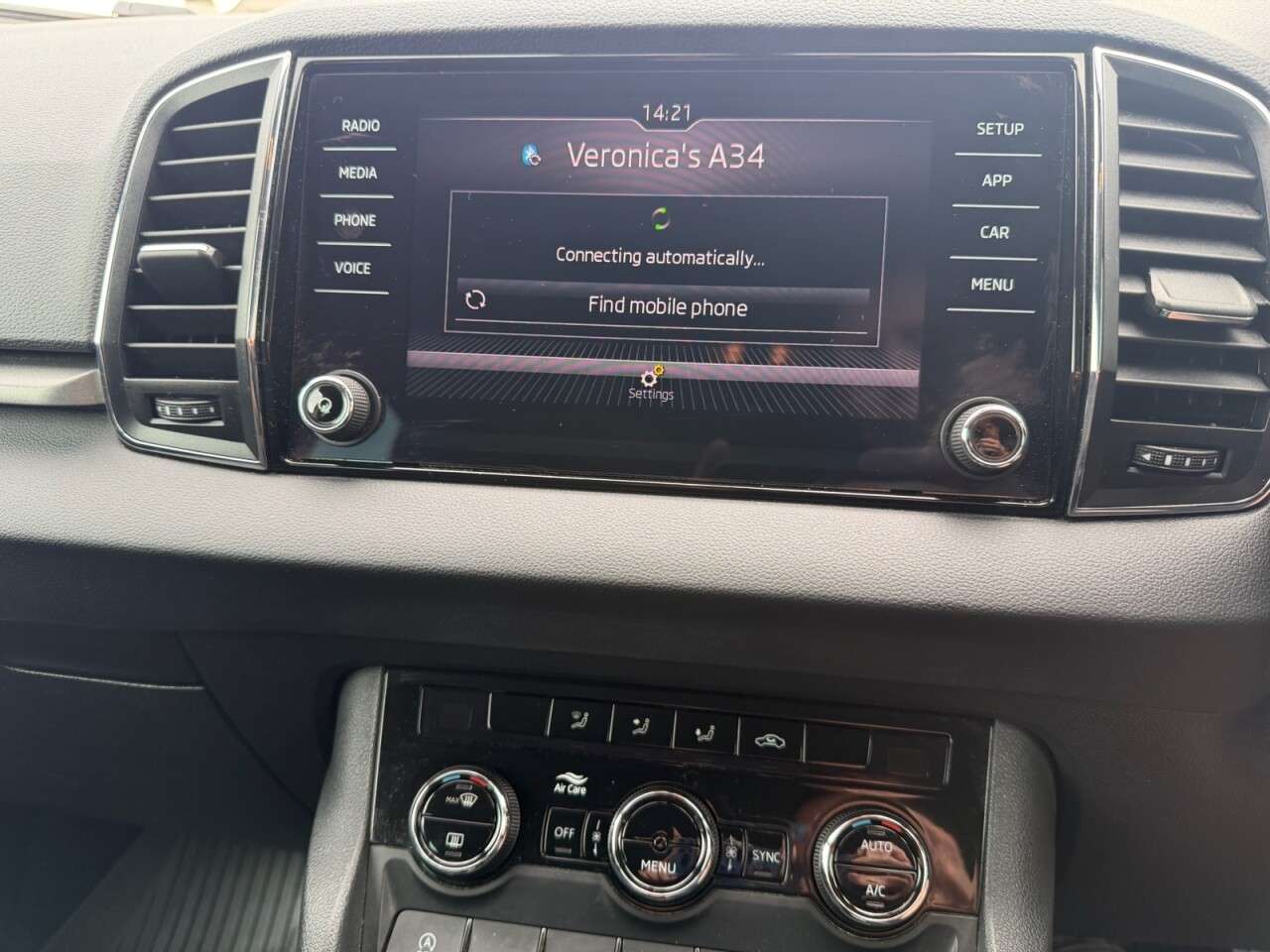 2018 SKODA KAROQ 2018 SKODA KAROQ