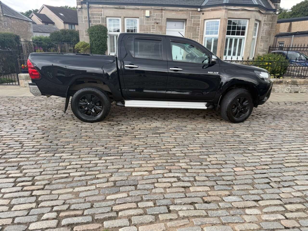 2016 TOYOTA HILUX 2016 TOYOTA HILUX
