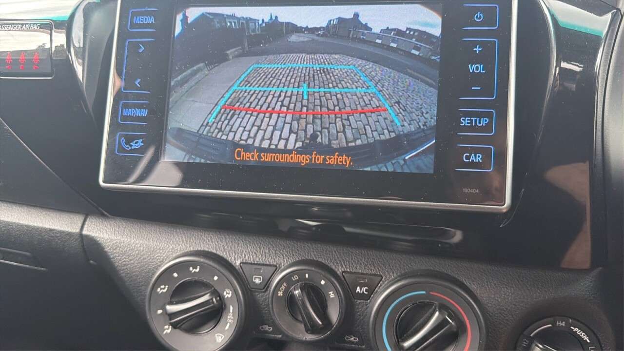 2016 TOYOTA HILUX 2016 TOYOTA HILUX