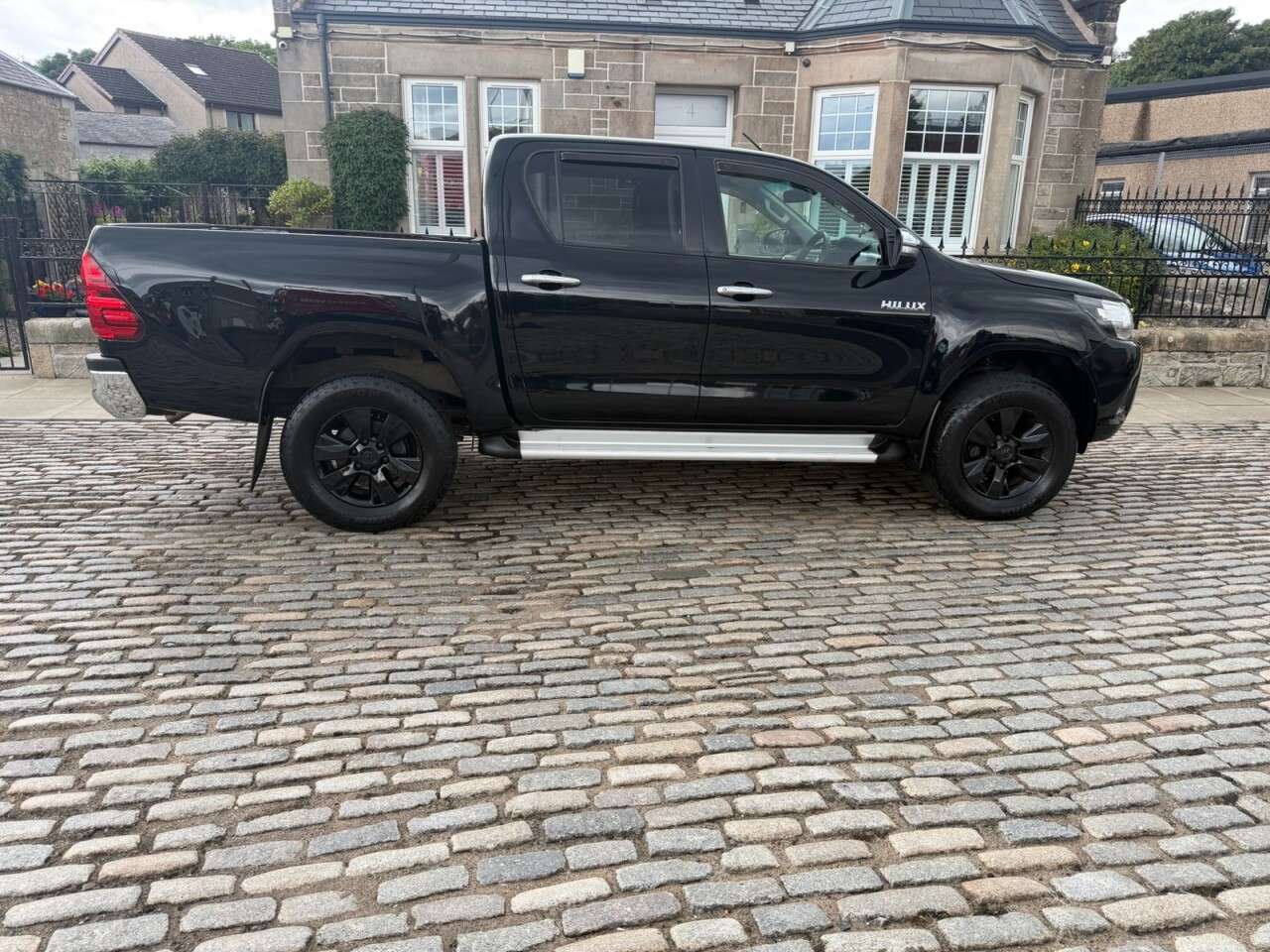 2016 TOYOTA HILUX 2016 TOYOTA HILUX