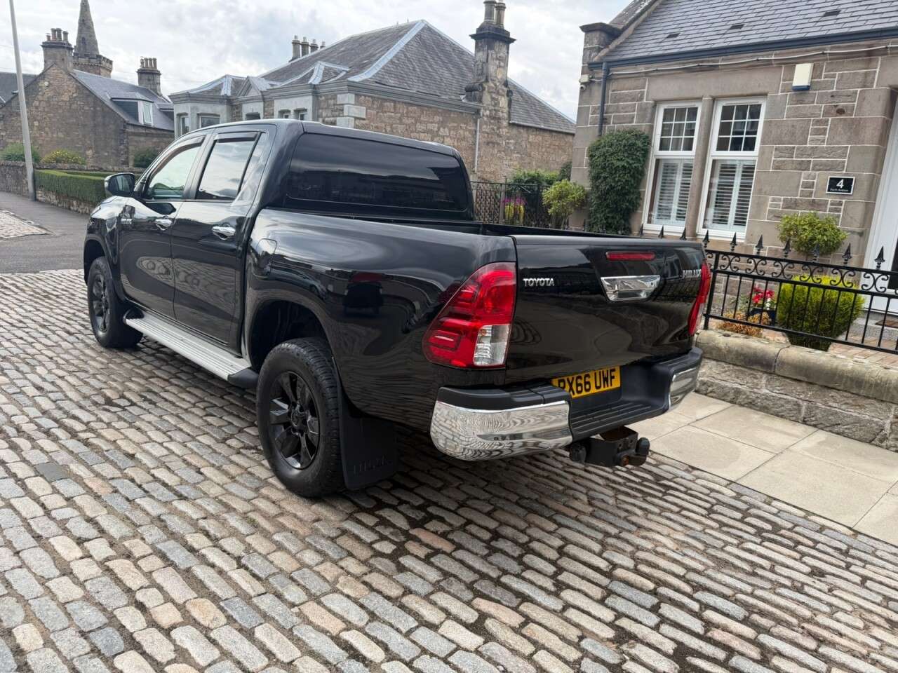 2016 TOYOTA HILUX 2016 TOYOTA HILUX