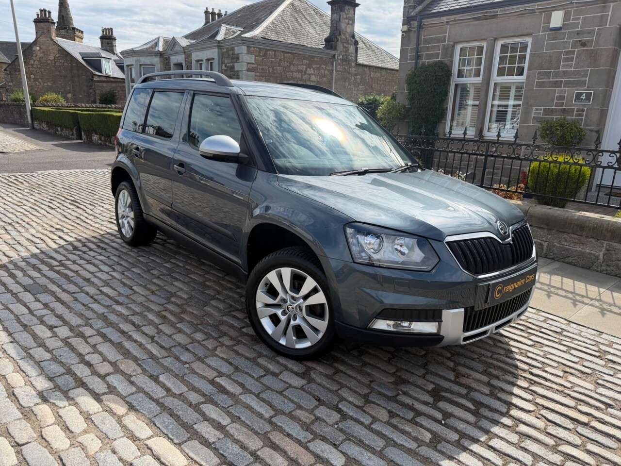 A 2016 SKODA YETI 2.0 TDI Elegance Outdoor 5dr Diesel Manual 4WD Euro 5 (140 ps) A 2016 SKODA YETI 2.0 TDI Elegance Outdoor 5dr Diesel Manual 4WD Euro 5 (140 ps)