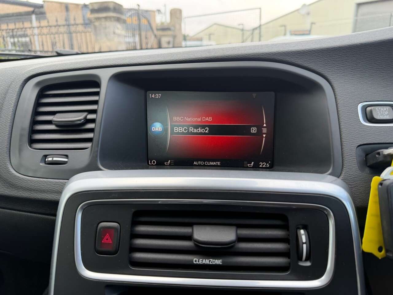 2017 VOLVO S60 2017 VOLVO S60