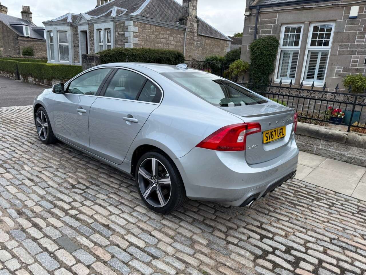 2017 VOLVO S60 2017 VOLVO S60