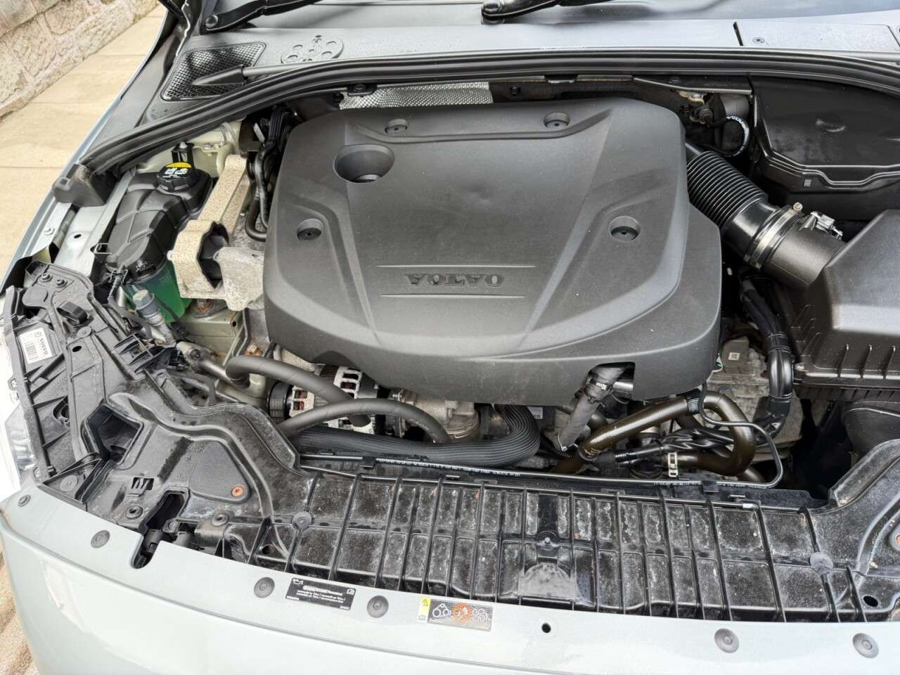2017 VOLVO S60 2017 VOLVO S60