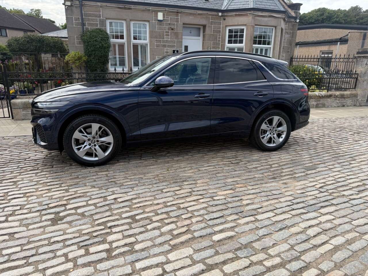 2021 GENESIS GV70 2021 GENESIS GV70