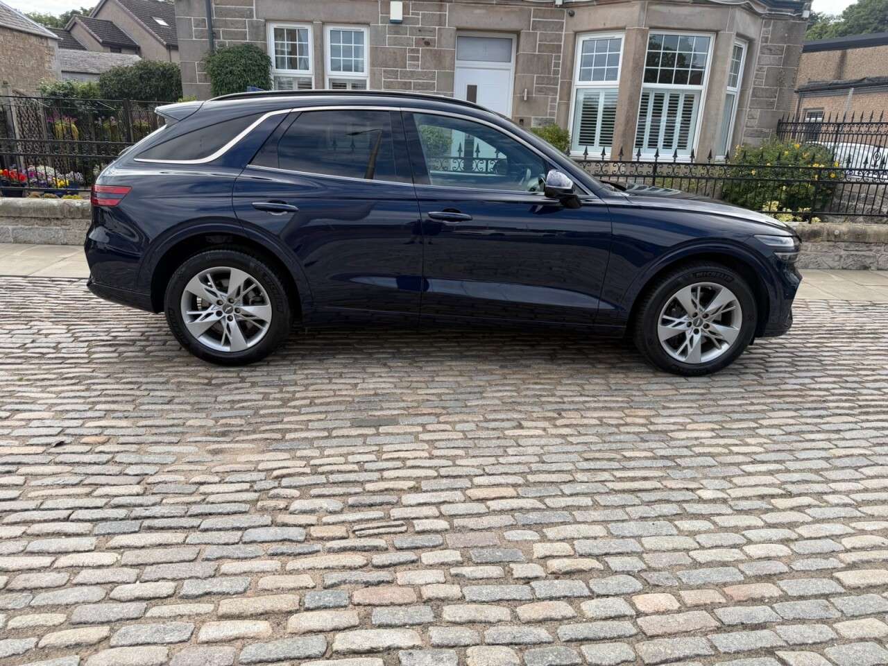 2021 GENESIS GV70 2021 GENESIS GV70