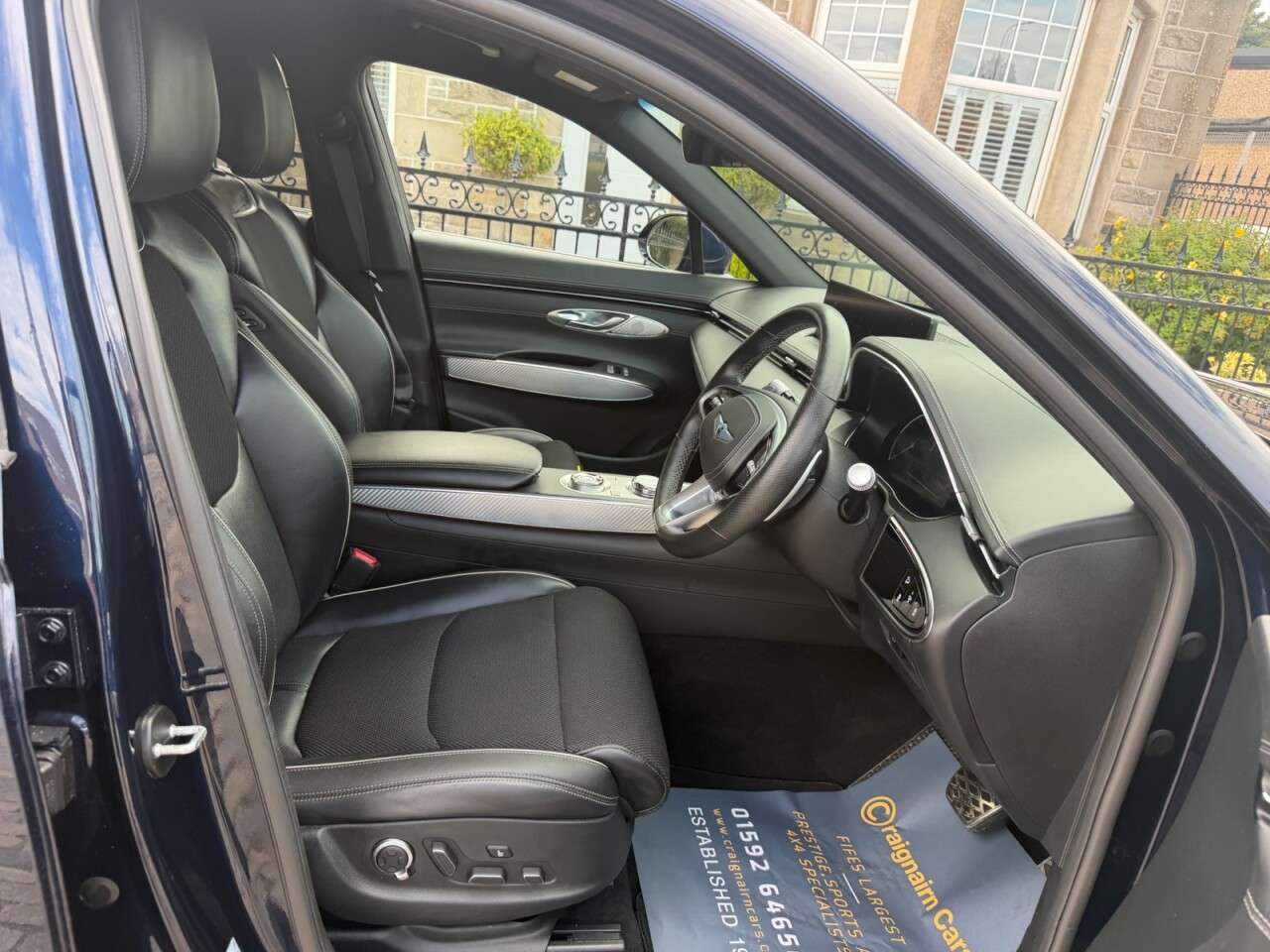 A 2021 GENESIS GV70 2.2 D AWD SPORT AUTOMATIC A 2021 GENESIS GV70 2.2 D AWD SPORT AUTOMATIC