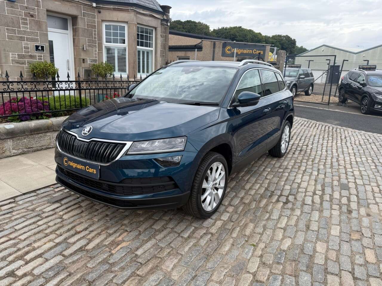 A 2018 SKODA KAROQ 1.5 TSI SE L SUV 5dr Petrol DSG Euro 6 (s/s) (150 ps) A 2018 SKODA KAROQ 1.5 TSI SE L SUV 5dr Petrol DSG Euro 6 (s/s) (150 ps)
