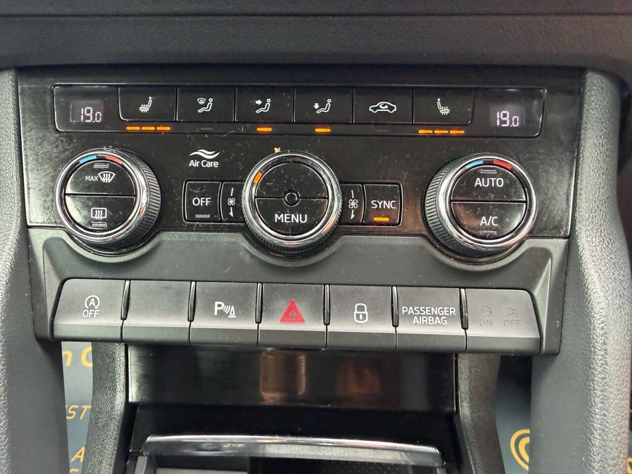 2018 SKODA KAROQ 2018 SKODA KAROQ