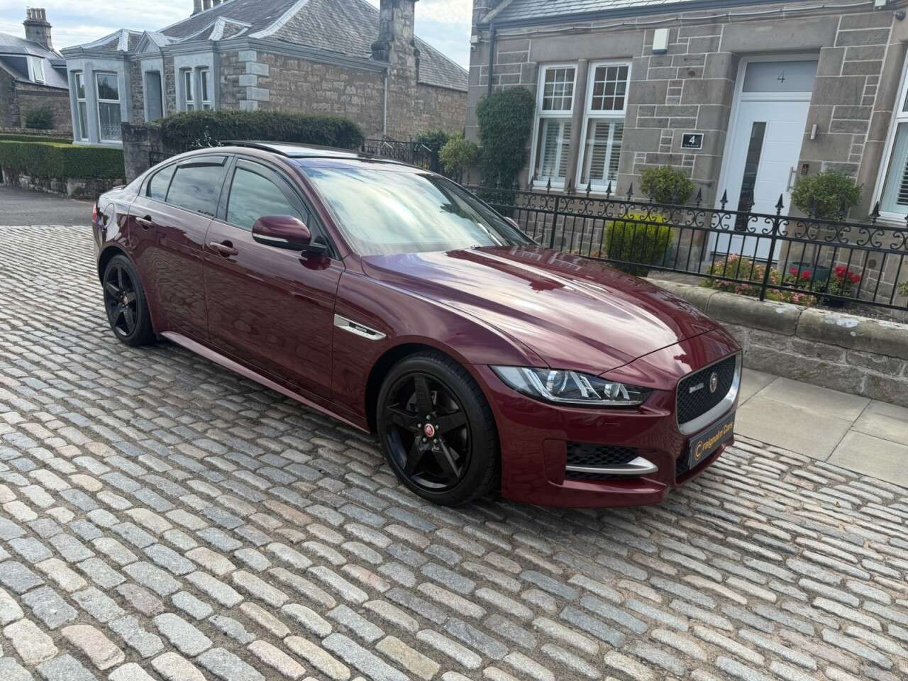A 2016 JAGUAR XE 2.0d R-Sport Saloon 4dr Diesel Manual Euro 6 (s/s) (180 ps) A 2016 JAGUAR XE 2.0d R-Sport Saloon 4dr Diesel Manual Euro 6 (s/s) (180 ps)