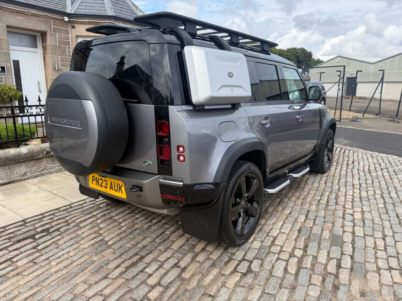 2023 LAND ROVER DEFENDER 110 2023 LAND ROVER DEFENDER 110