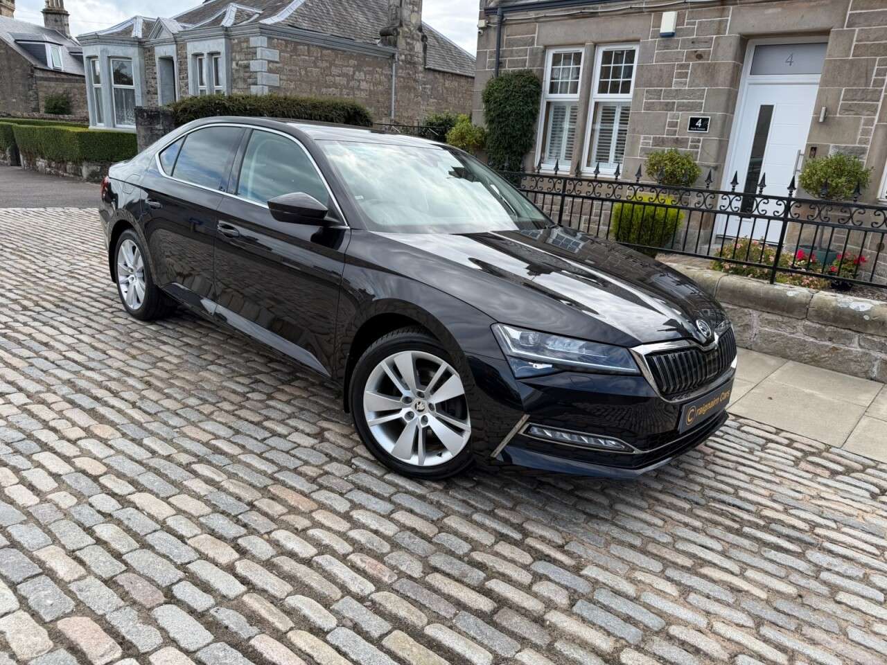 A 2021 SKODA SUPERB 1.4 TSI iV 13kWh SE L Hatchback 5dr Petrol Plug-in Hybrid DSG Euro 6 (s/s) A 2021 SKODA SUPERB 1.4 TSI iV 13kWh SE L Hatchback 5dr Petrol Plug-in Hybrid DSG Euro 6 (s/s)