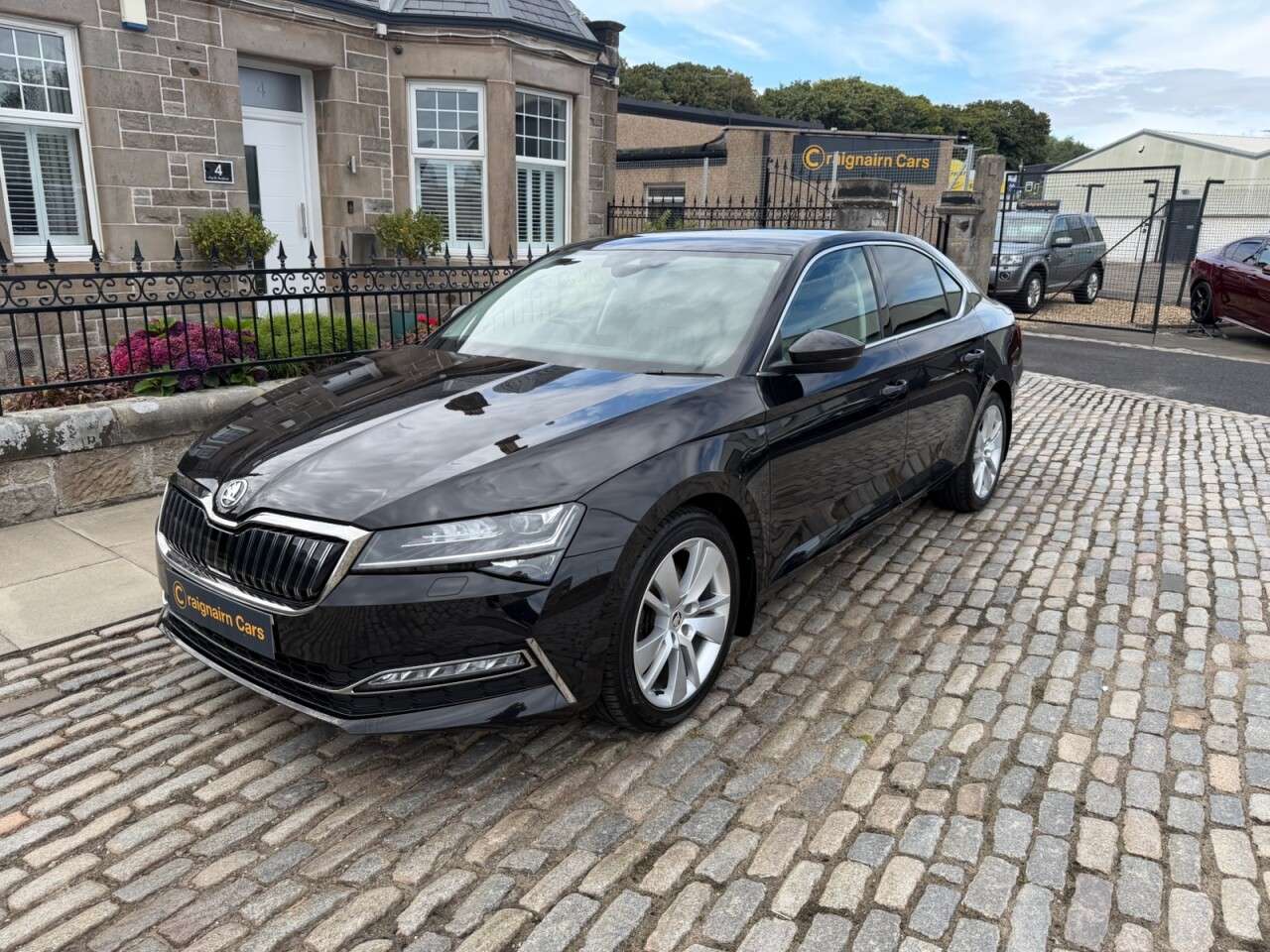 A 2021 SKODA SUPERB 1.4 TSI iV 13kWh SE L Hatchback 5dr Petrol Plug-in Hybrid DSG Euro 6 (s/s) A 2021 SKODA SUPERB 1.4 TSI iV 13kWh SE L Hatchback 5dr Petrol Plug-in Hybrid DSG Euro 6 (s/s)