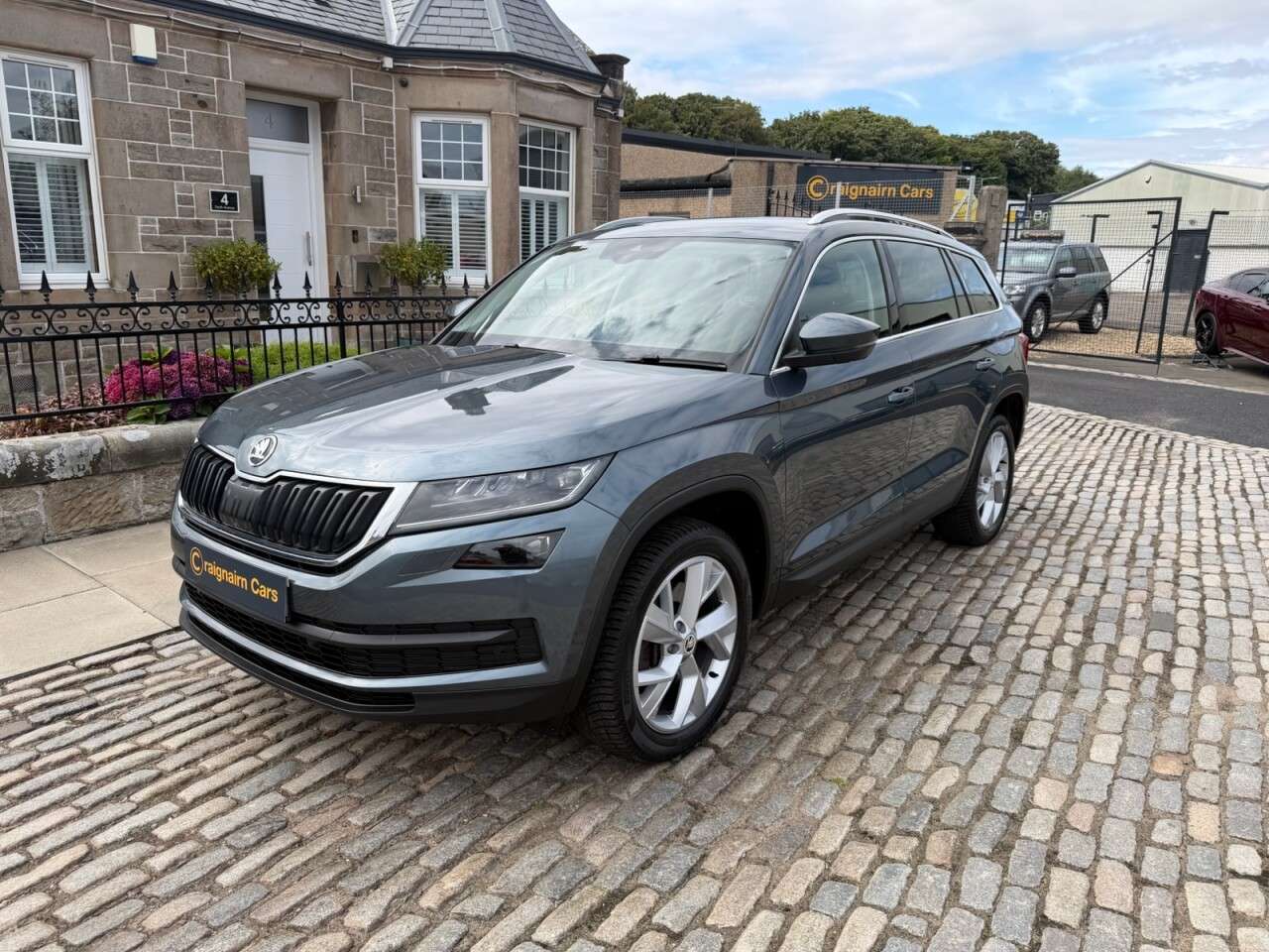 A 2017 SKODA KODIAQ 2.0 TDI Edition SUV 5dr Diesel DSG 4WD Euro 6 (s/s) (7 Seat) (190 ps) A 2017 SKODA KODIAQ 2.0 TDI Edition SUV 5dr Diesel DSG 4WD Euro 6 (s/s) (7 Seat) (190 ps)