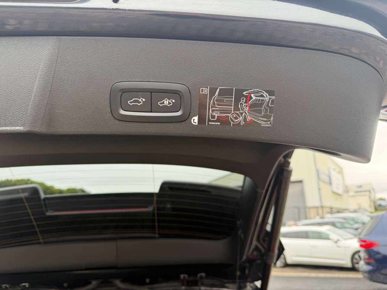 2019 VOLVO XC40 2019 VOLVO XC40