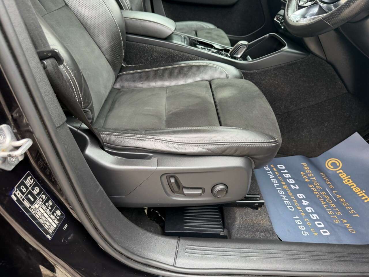 2019 VOLVO XC40 2019 VOLVO XC40