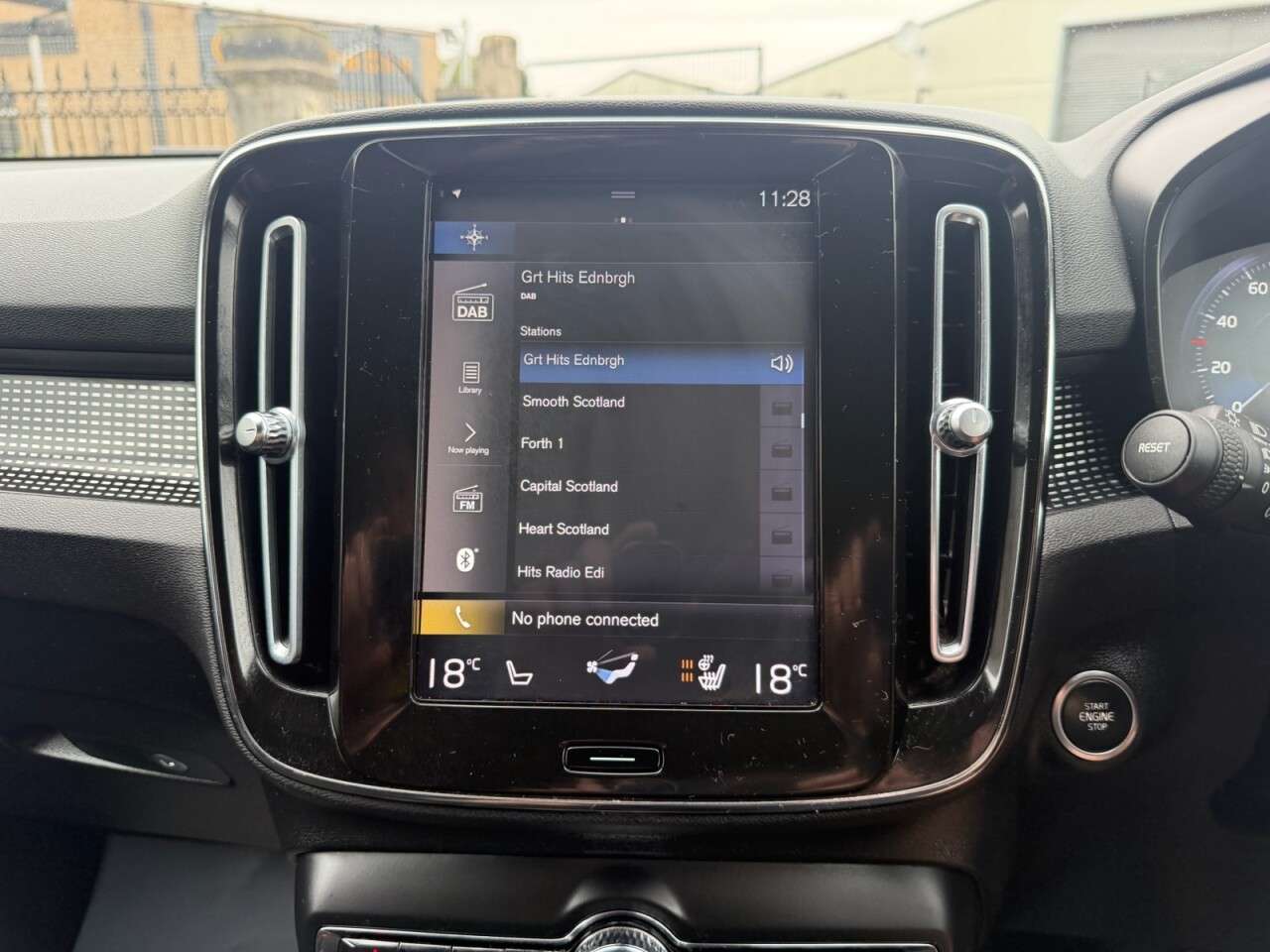 2019 VOLVO XC40 2019 VOLVO XC40