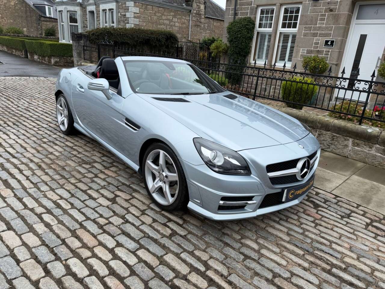 A 2014 MERCEDES-BENZ SLK 2.1 SLK250 CDI AMG Sport Convertible 2dr Diesel G-Tronic+ Euro 5 (s/s) (204 A 2014 MERCEDES-BENZ SLK 2.1 SLK250 CDI AMG Sport Convertible 2dr Diesel G-Tronic+ Euro 5 (s/s) (204