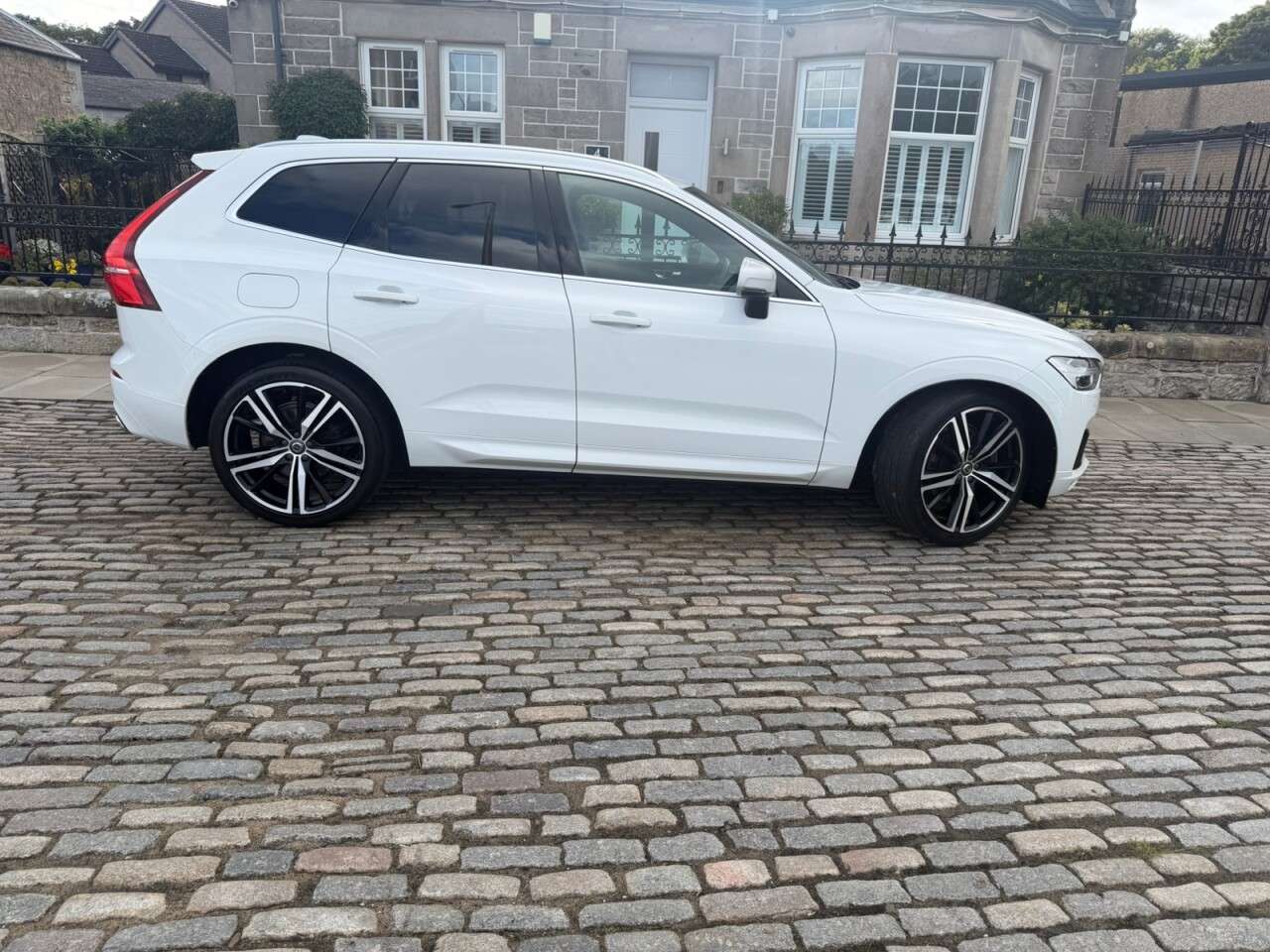 2018 VOLVO XC60 2018 VOLVO XC60