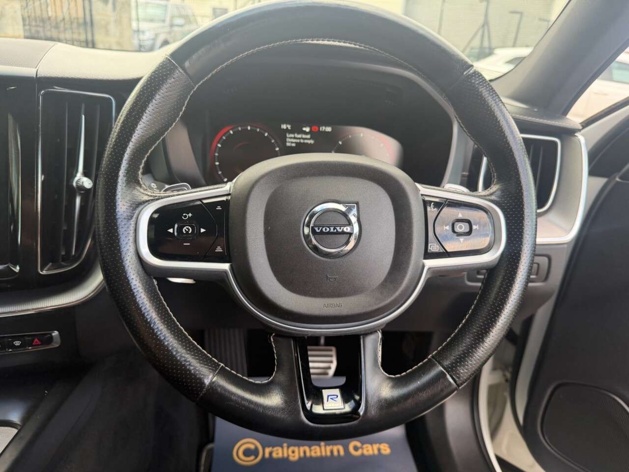 2018 VOLVO XC60 2018 VOLVO XC60