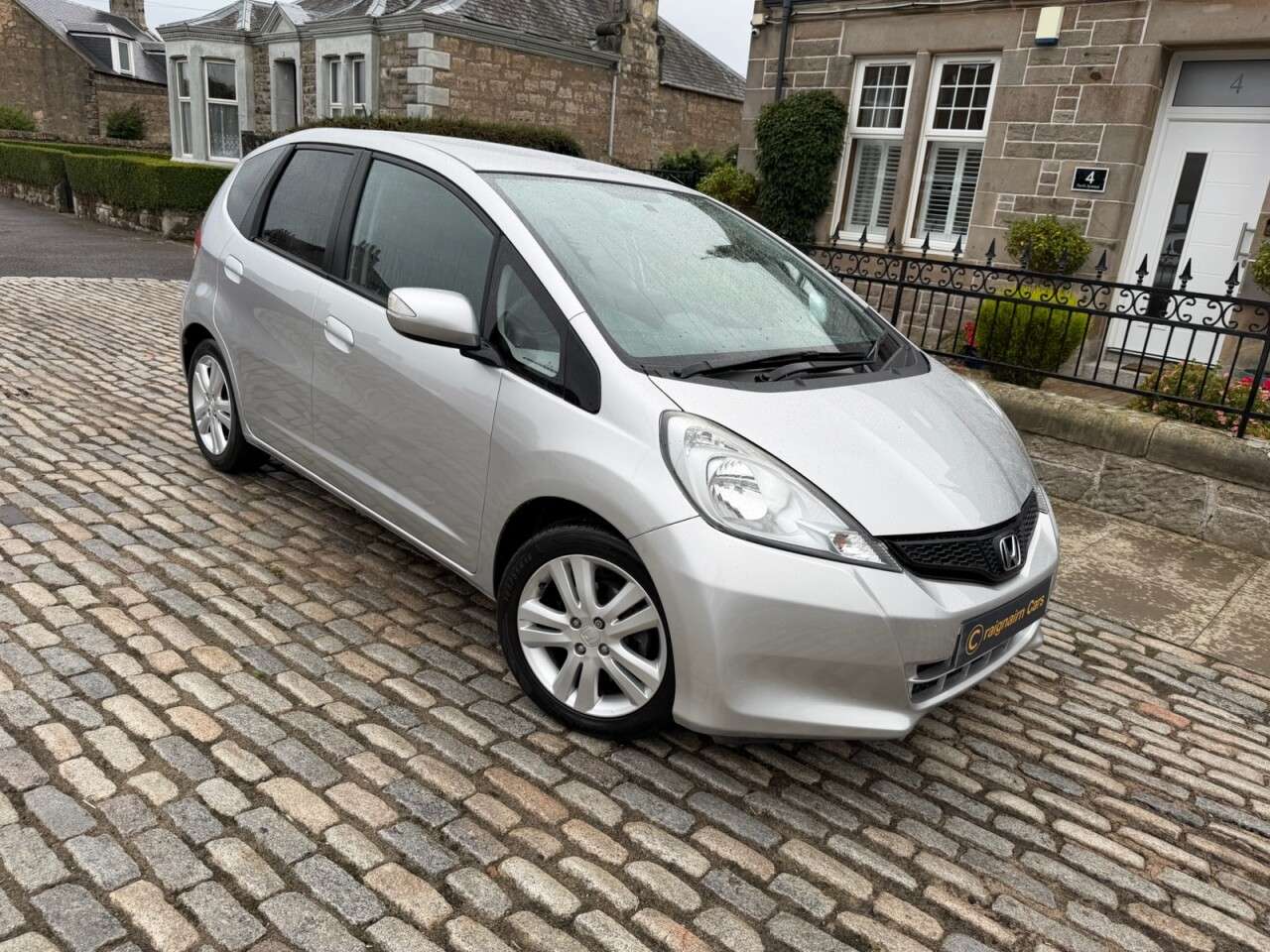 A 2014 HONDA JAZZ 1.4 i-VTEC ES Plus T Hatchback 5dr Petrol CVT Euro 5 (99 ps) A 2014 HONDA JAZZ 1.4 i-VTEC ES Plus T Hatchback 5dr Petrol CVT Euro 5 (99 ps)