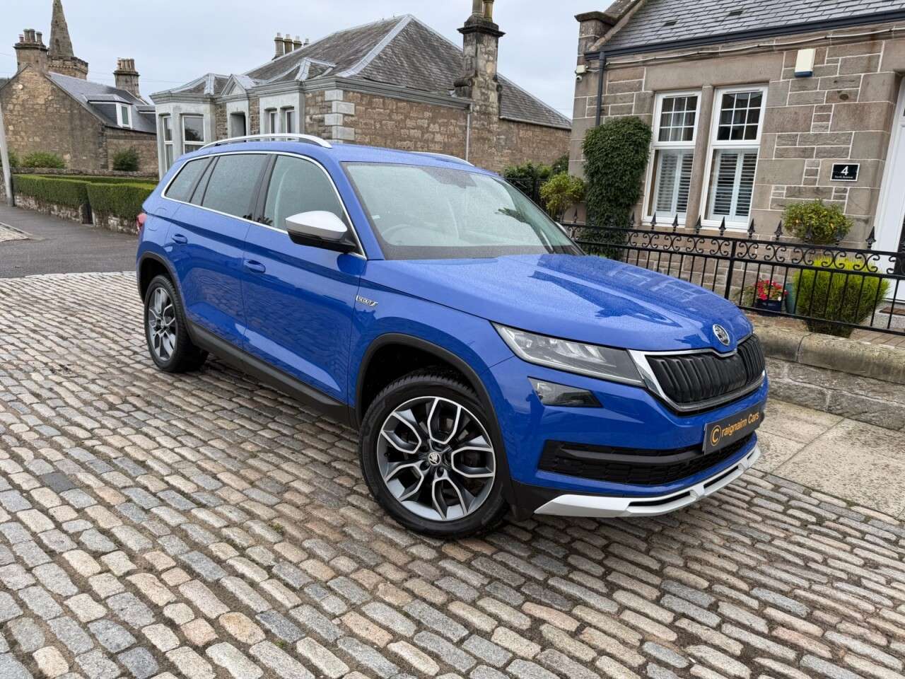 A 2019 SKODA KODIAQ 2.0 TDI Scout SUV 5dr Diesel Manual 4WD Euro 6 (s/s) (7 Seat) (150 ps) A 2019 SKODA KODIAQ 2.0 TDI Scout SUV 5dr Diesel Manual 4WD Euro 6 (s/s) (7 Seat) (150 ps)