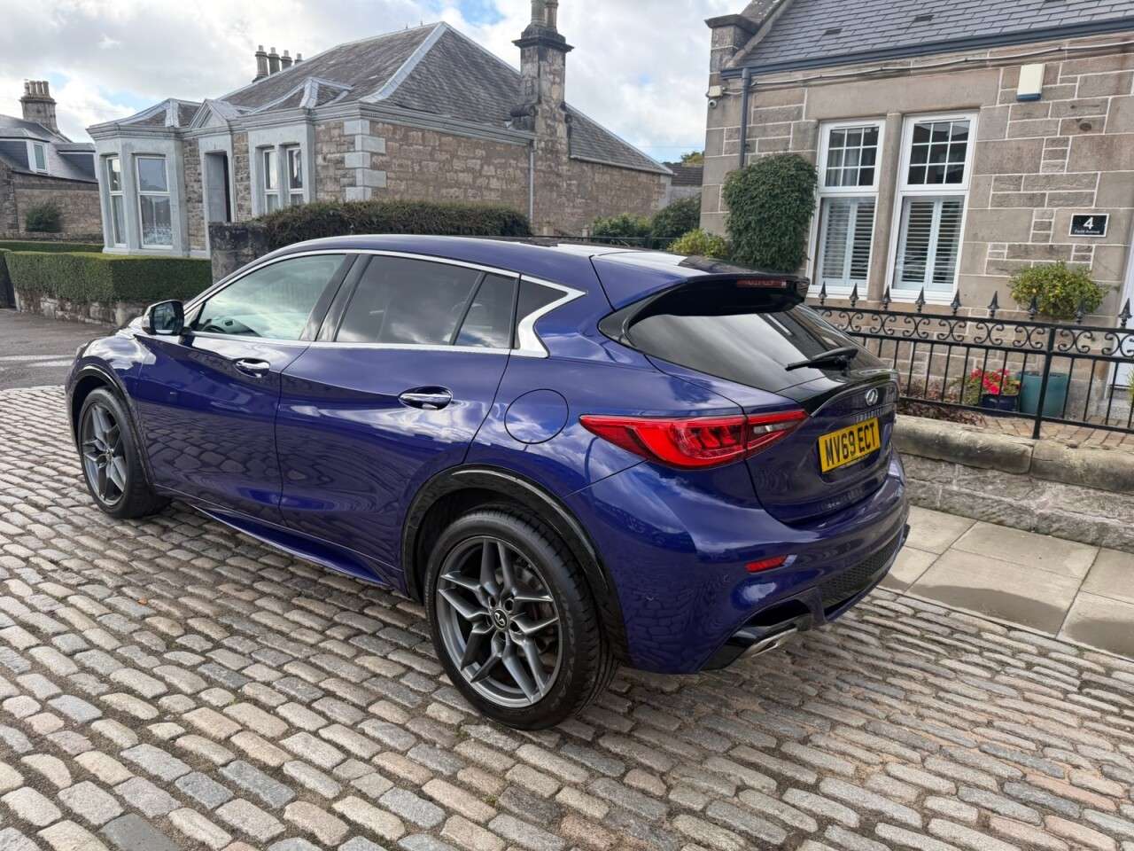 2019 INFINITI Q30 2019 INFINITI Q30