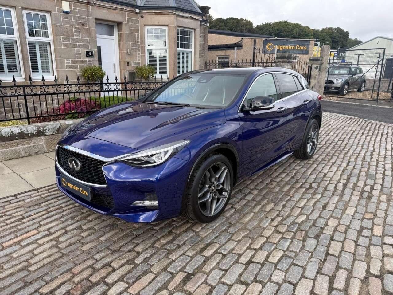 A 2019 INFINITI Q30 1.6T Sport Tech Hatchback 5dr Petrol DCT Euro 6 (s/s) (156 ps) A 2019 INFINITI Q30 1.6T Sport Tech Hatchback 5dr Petrol DCT Euro 6 (s/s) (156 ps)